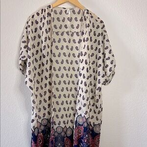 Live 4 Truth Cream and Navy Paisley Kimono